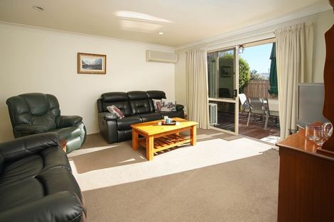 Photo of property in 15 Arbor-lea Avenue, Richmond, 7020