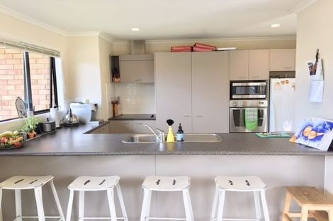 Photo of property in 21 Toomer Place, Beachlands, Auckland, 2018
