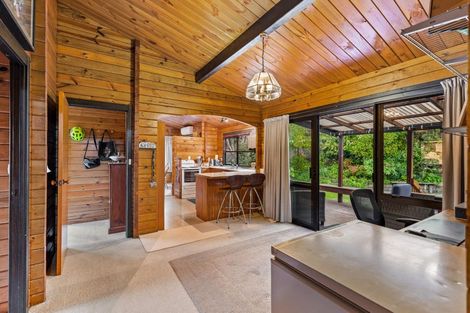 Photo of property in 124 West Harbour Drive, West Harbour, Auckland, 0618