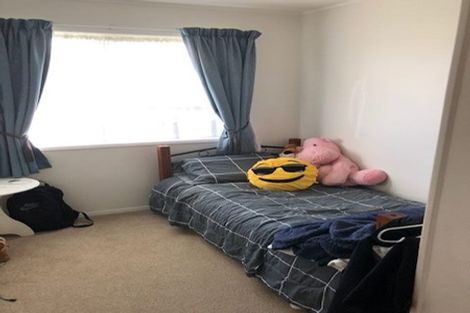 Photo of property in 1/5 Onslow Road, Papakura, 2110