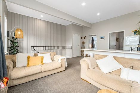 Photo of property in 38 Rua Street, Lyall Bay, Wellington, 6022