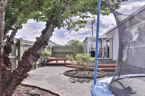 Photo of property in 1/76 Grove Road, Papakura, 2110
