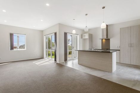 Photo of property in 87 Grove Road, Papakura, 2110