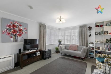 Photo of property in 1/114 Kowhai Street, Naenae, Lower Hutt, 5011