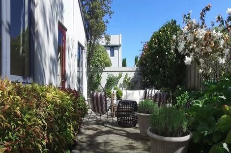 Photo of property in 40a Thornycroft Street, Fendalton, Christchurch, 8052