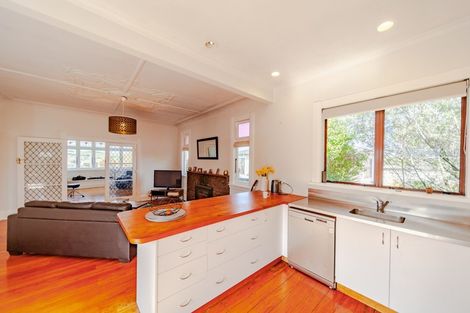 Photo of property in 14 Tavistock Road, Waipukurau, 4200