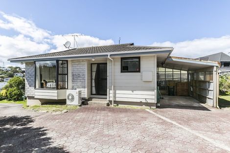 Photo of property in 41 Bracken Road, Paparangi, Wellington, 6037