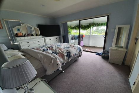 Photo of property in 39 Dakota Avenue, Beach Haven, Auckland, 0626