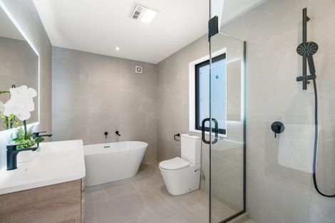 Photo of property in 127a Te Atatu Road, Te Atatu South, Auckland, 0610