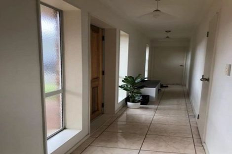 Photo of property in 102b Wharf Road, Te Atatu Peninsula, Auckland, 0610