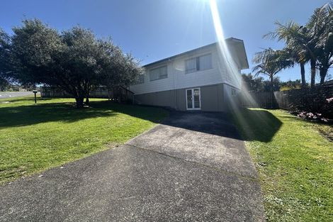 Photo of property in 30 Keegan Drive, Massey, Auckland, 0614