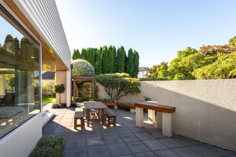 Photo of property in 30 Desmond Street, Merivale, Christchurch, 8014