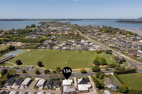 Photo of property in 13a Western Avenue, Omokoroa, 3114