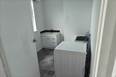 Photo of property in 79 Farnham Street, Mornington, Wellington, 6021