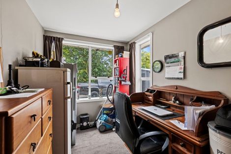 Photo of property in 120 Mackworth Street, Woolston, Christchurch, 8062