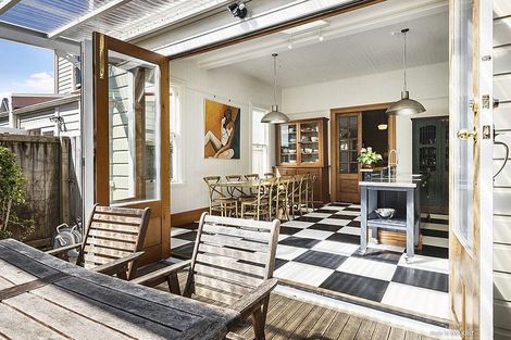 Photo of property in 164 Tasman Street, Mount Cook, Wellington, 6021