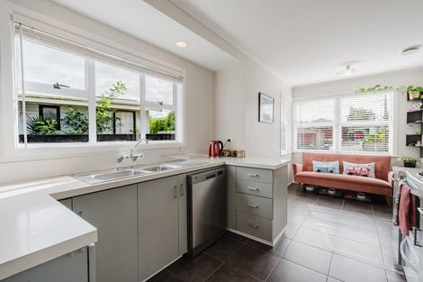 Photo of property in 37 Frederick Drive, Dinsdale, Hamilton, 3204