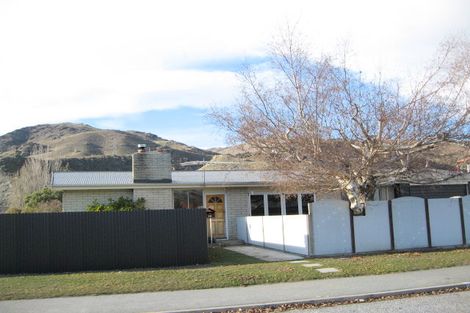 Photo of property in 42 Blyth Street, Cromwell, 9310