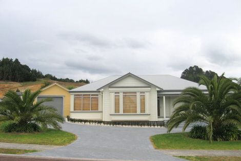 Photo of property in 102 The Yardarm, Pauanui, Hikuai, 3579