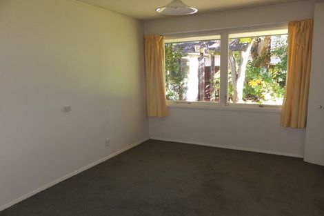 Photo of property in 22 Powell Crescent, Ilam, Christchurch, 8041