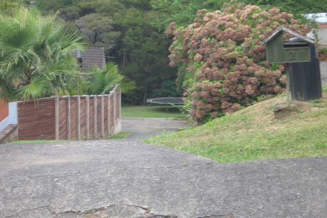 Photo of property in 21 Brunton Place, Glenfield, Auckland, 0629