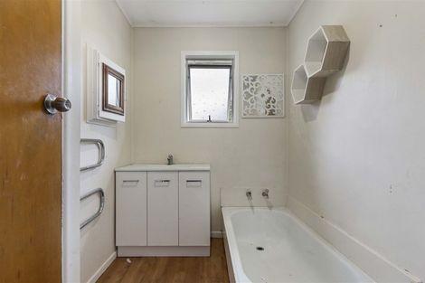 Photo of property in 186 Ti Rakau Drive, Pakuranga Heights, Auckland, 2010