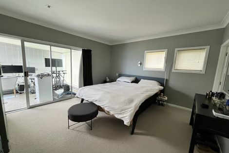 Photo of property in 18 Rama Crescent, Khandallah, Wellington, 6035