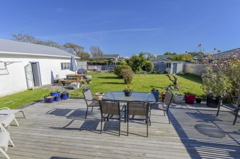 Photo of property in 27 Hannan Street, Levin, 5510