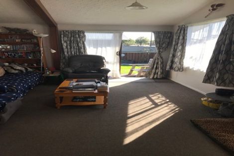 Photo of property in 229 Stafford Street, Hokitika, 7810