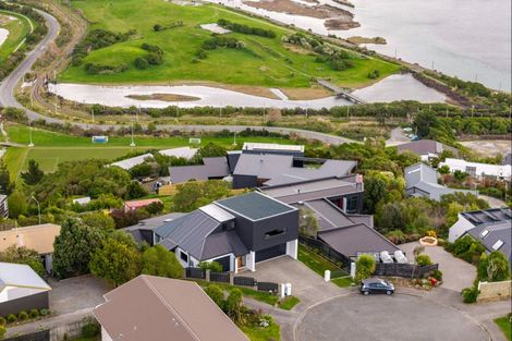 Photo of property in 17 Brigid Place, Mount Pleasant, Christchurch, 8081