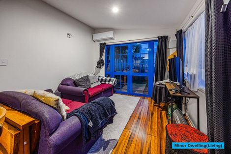 Photo of property in 1/5 Akehurst Avenue, New Lynn, Auckland, 0600