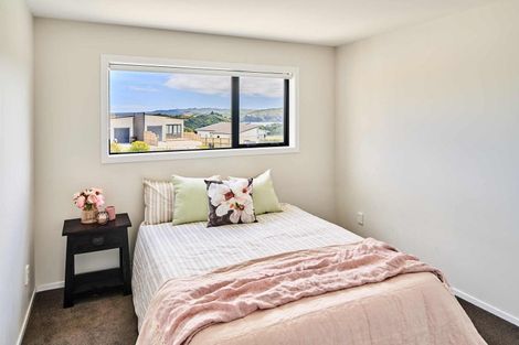 Photo of property in 11a Polestar Lane, Whitby, Porirua, 5024