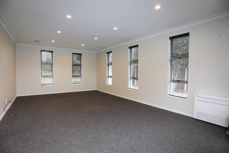 Photo of property in 310 Memorial Avenue, Burnside, Christchurch, 8053