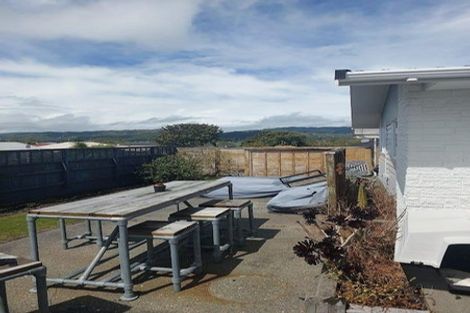 Photo of property in 76 Gray Avenue, Paraparaumu Beach, Paraparaumu, 5032