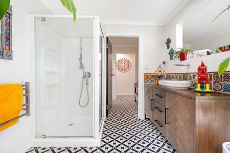 Photo of property in 102 Pohutukawa Avenue, Ohope, 3121