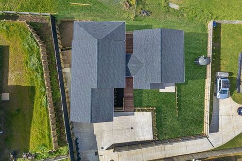 Photo of property in 4d Forlong Rise, Helensville, 0800