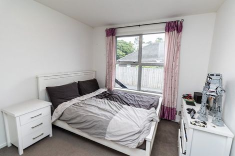 Photo of property in 48a Bassett Road, Johnsonville, Wellington, 6037