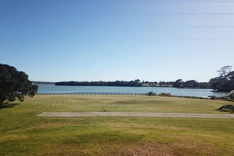 Photo of property in 17 Goble Road, Clarks Beach, 2679