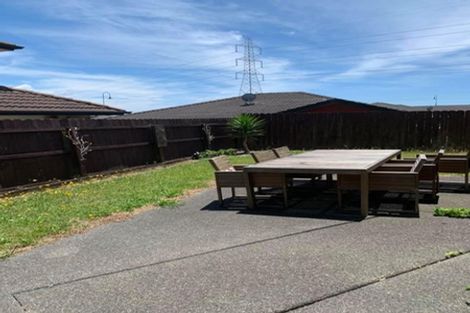 Photo of property in 16 Carrick Glen Avenue, Flat Bush, Auckland, 2019