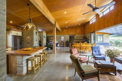 Photo of property in 16 Pennyroyal Place, Te Kamo, Kamo, 0185