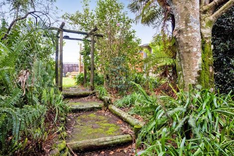 Photo of property in 20 Rewa Street, Inglewood, 4330