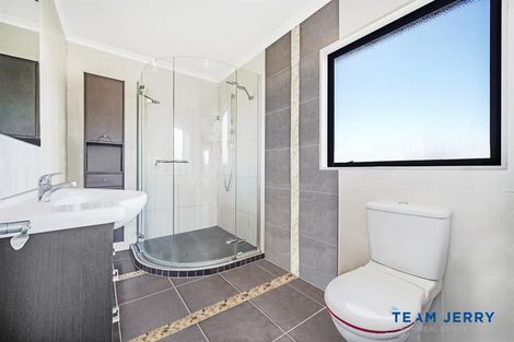 Photo of property in 62 Peninsula Road, Mangere, Auckland, 2022