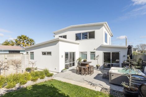 Photo of property in 86a Te Awa Avenue, Te Awa, Napier, 4110