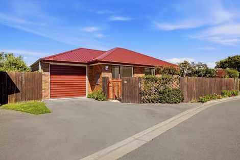 Photo of property in 52a Marriotts Road, North New Brighton, Christchurch, 8083