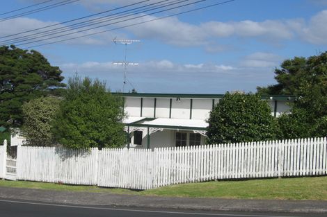 Photo of property in 1/42 Manuka Road, Glenfield, Auckland, 0629