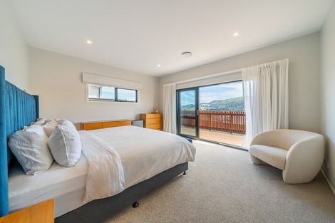 Photo of property in 16 Te Hoiere Street, Aotea, Porirua, 5024