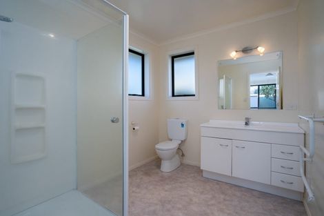 Photo of property in 27 Bowen Street, Cambridge, 3434