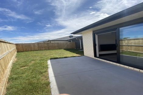 Photo of property in 2/7 Maggie Place, Chartwell, Hamilton, 3281