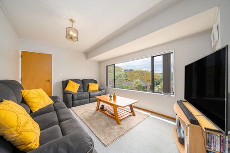 Photo of property in 5 Longmont Terrace, Churton Park, Wellington, 6037