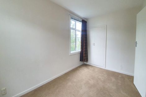 Photo of property in 2 Hawkhurst Road, Lyttelton, 8082